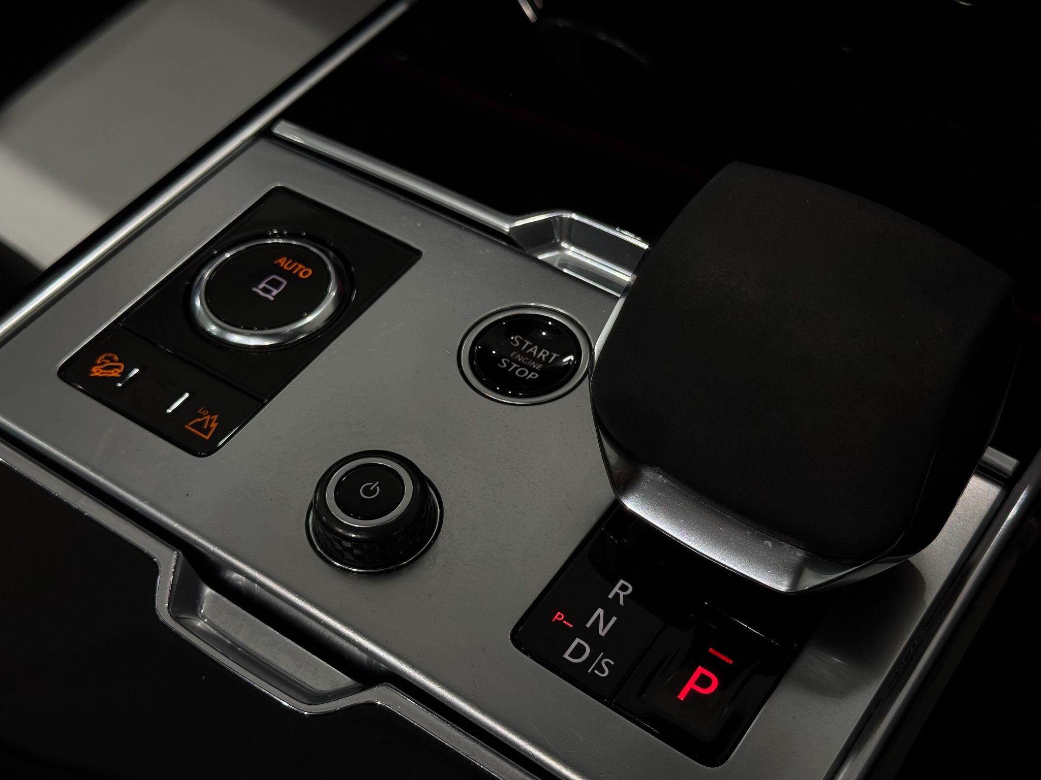 Land Rover Range Rover view 52