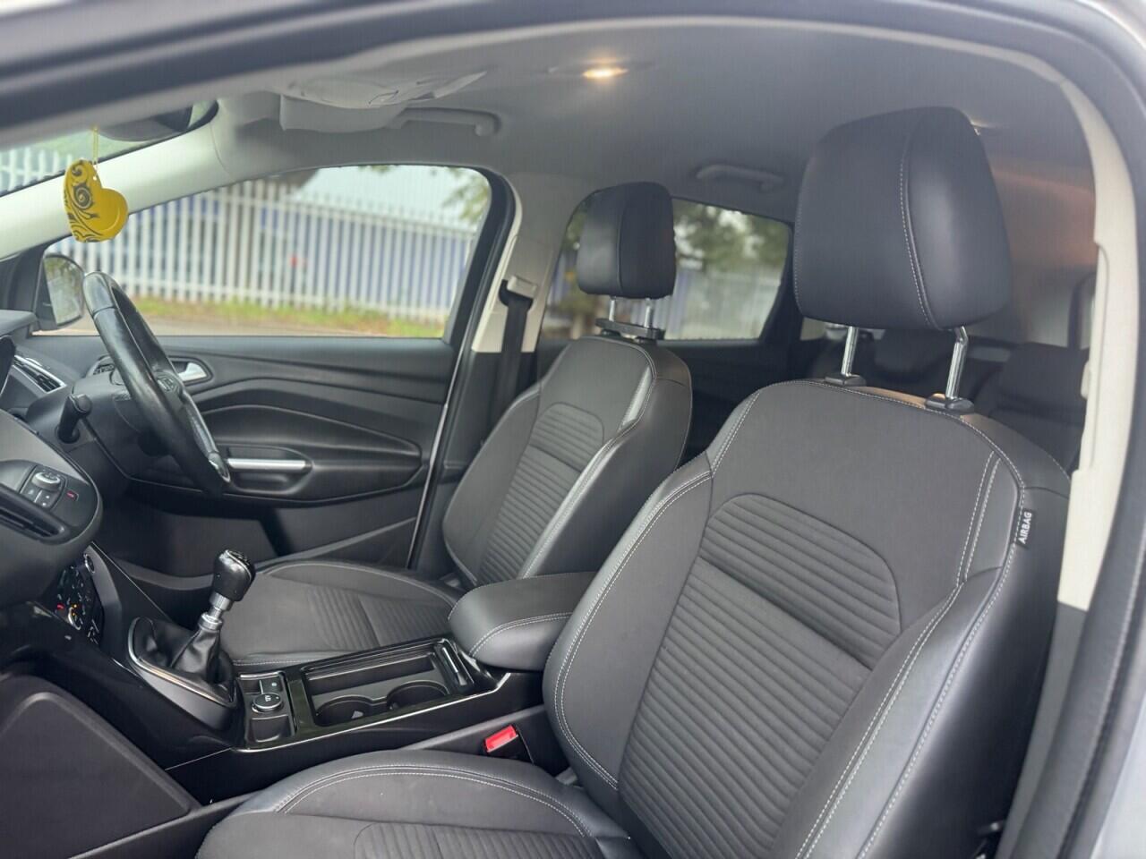 Ford Kuga view 14