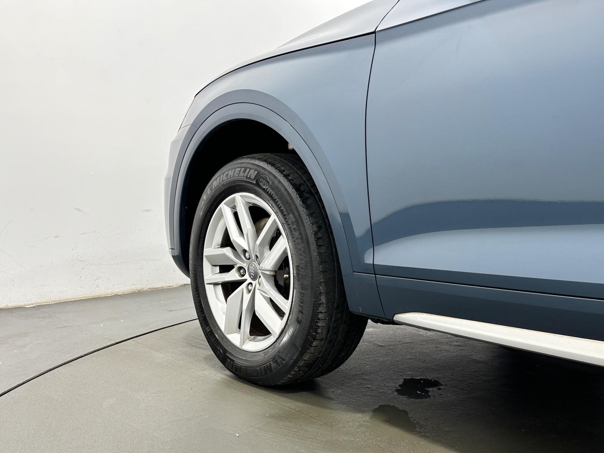 Audi Q5 view 52