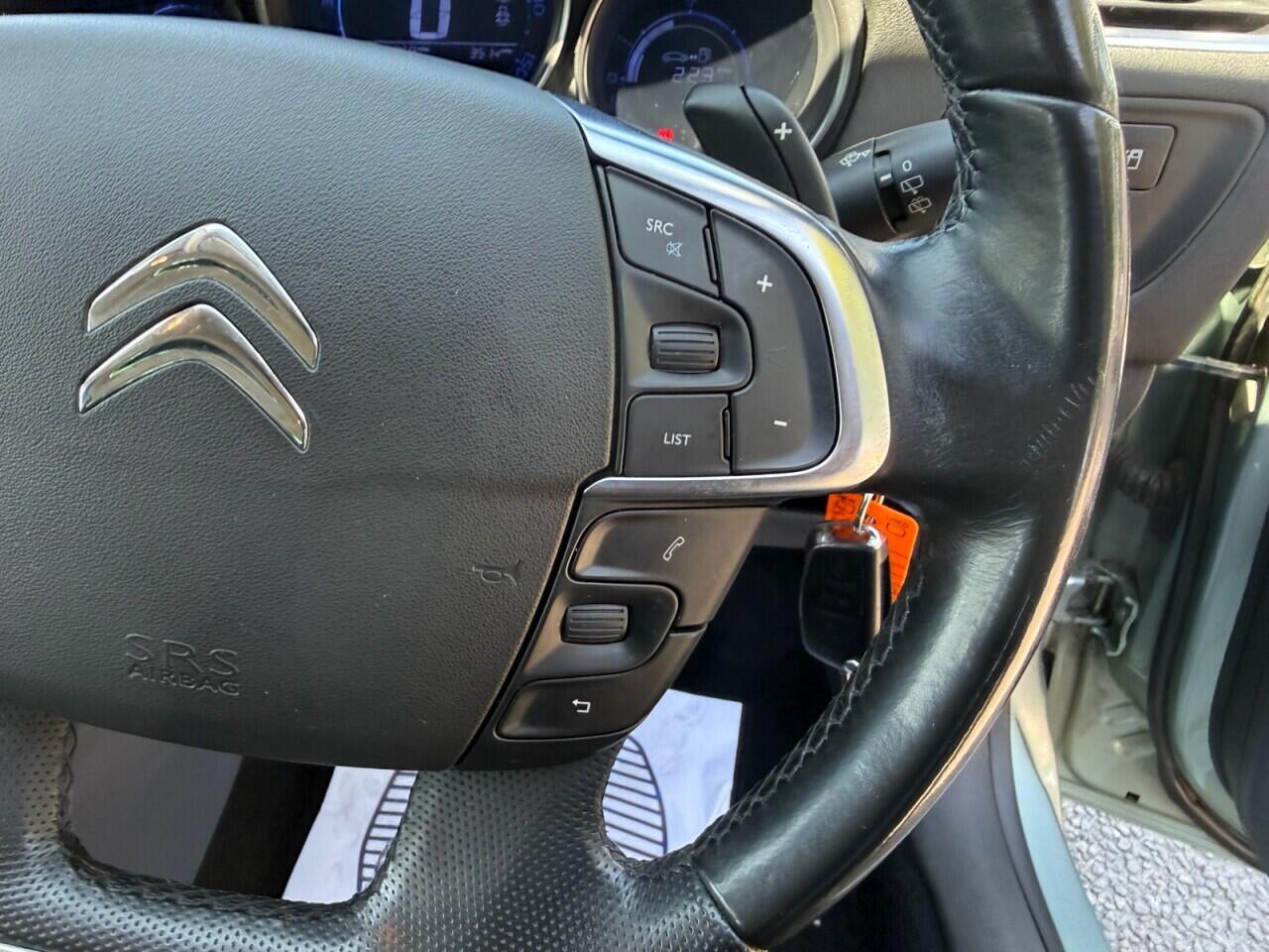 Citroen C4 view 13