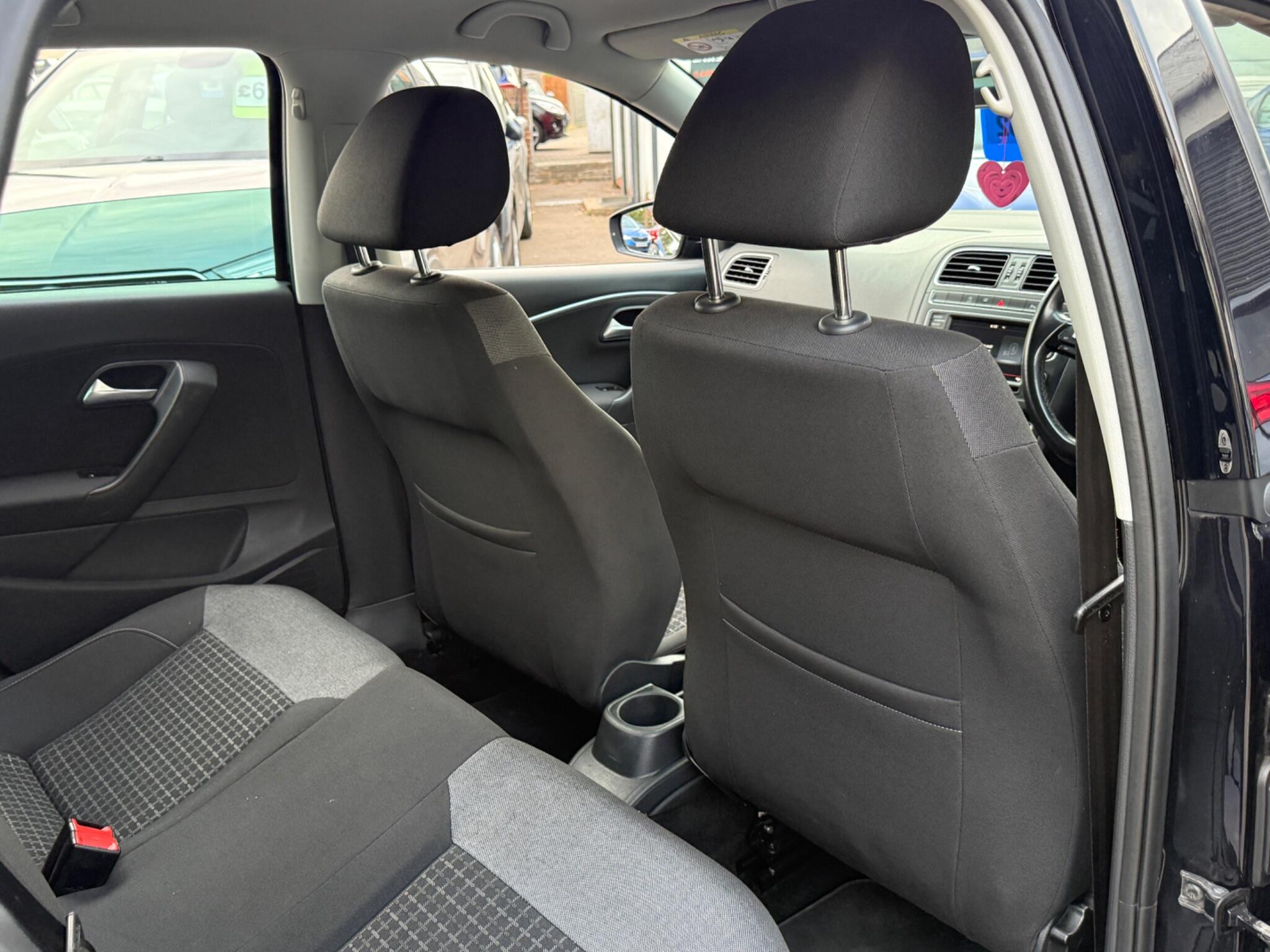 Volkswagen Polo - Image 37