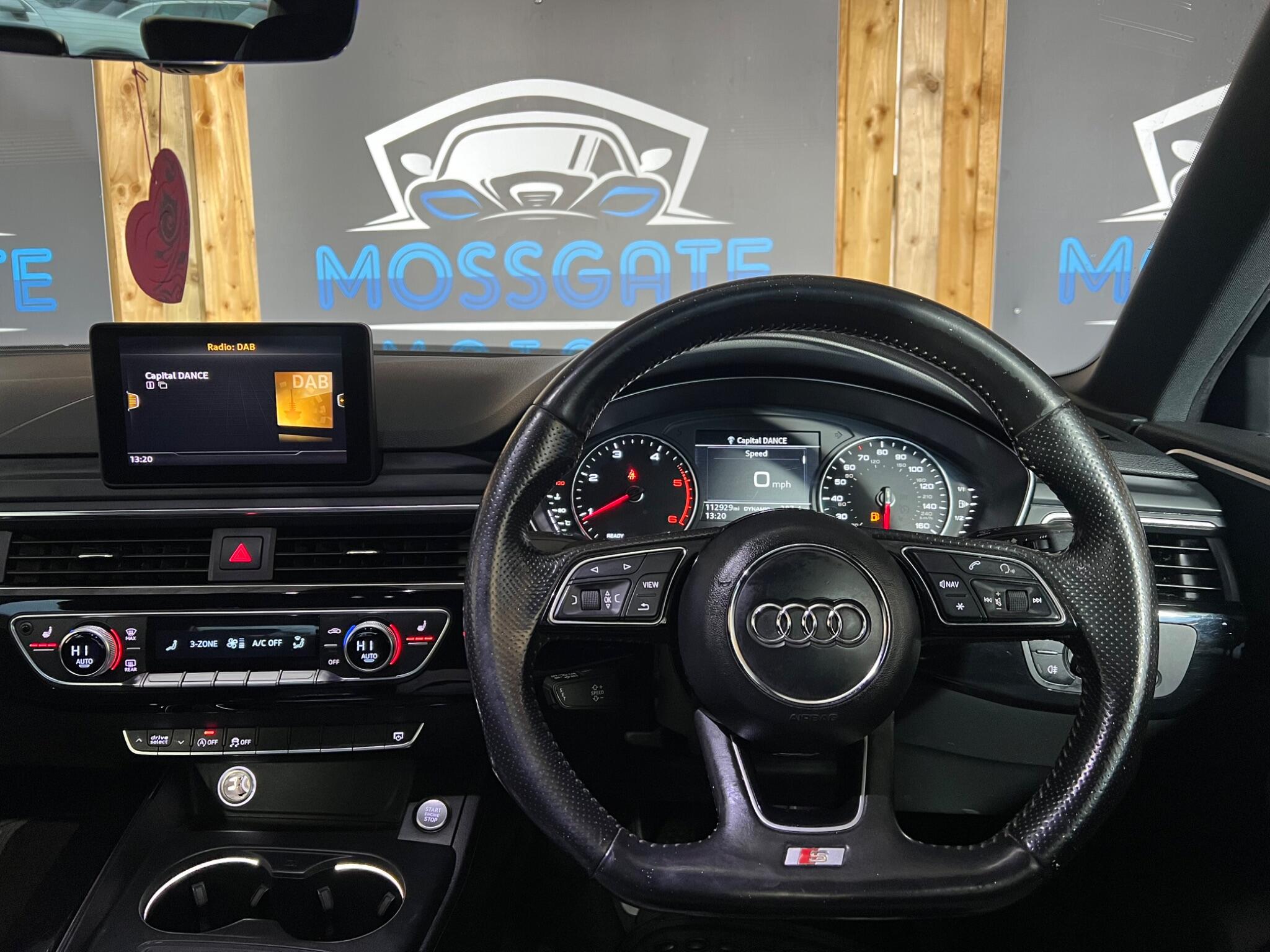 Audi A4 view 19