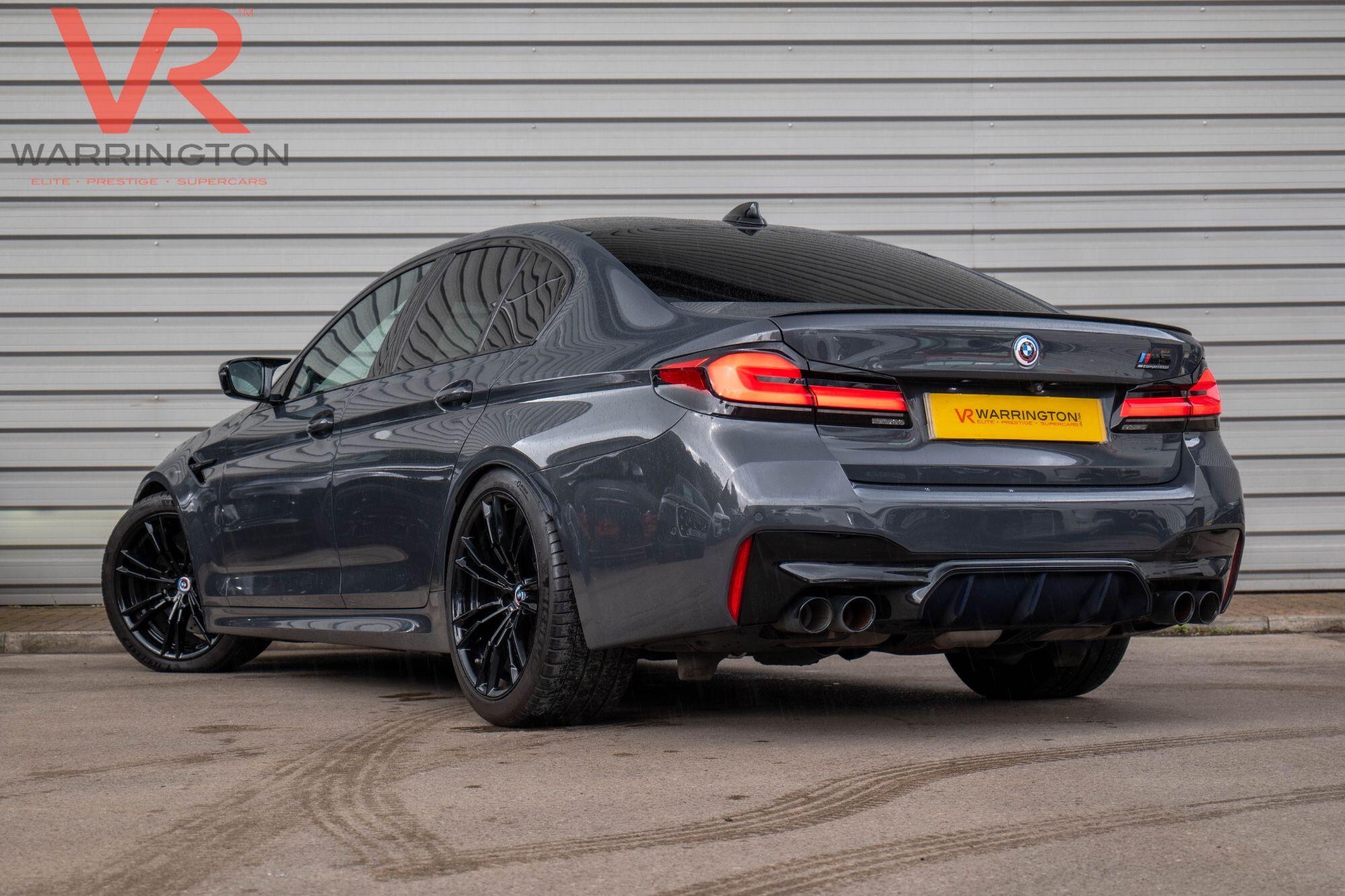 BMW M5 view 14