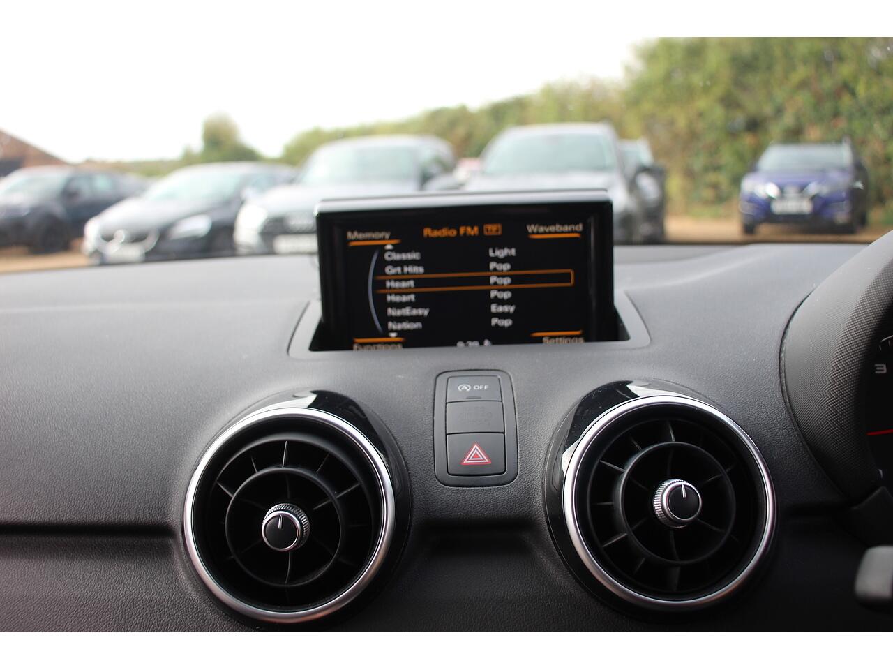 Audi A1 view 24