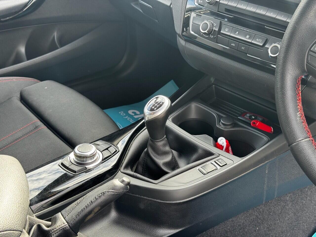 BMW 1 Series view 36
