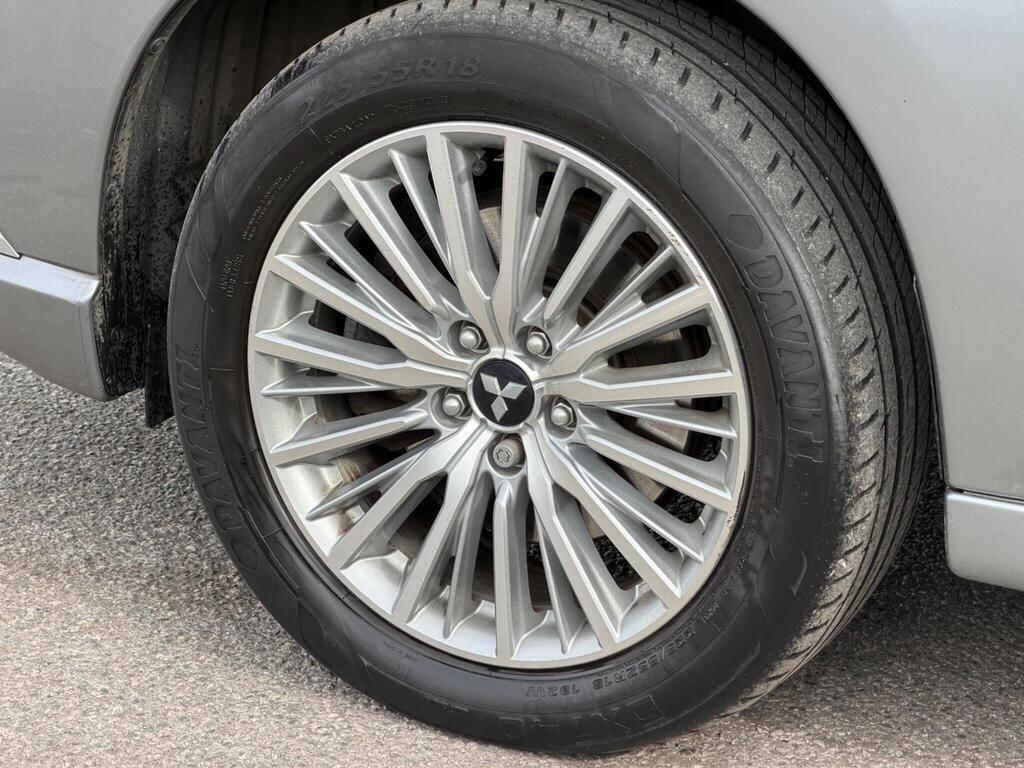 Mitsubishi Outlander view 51