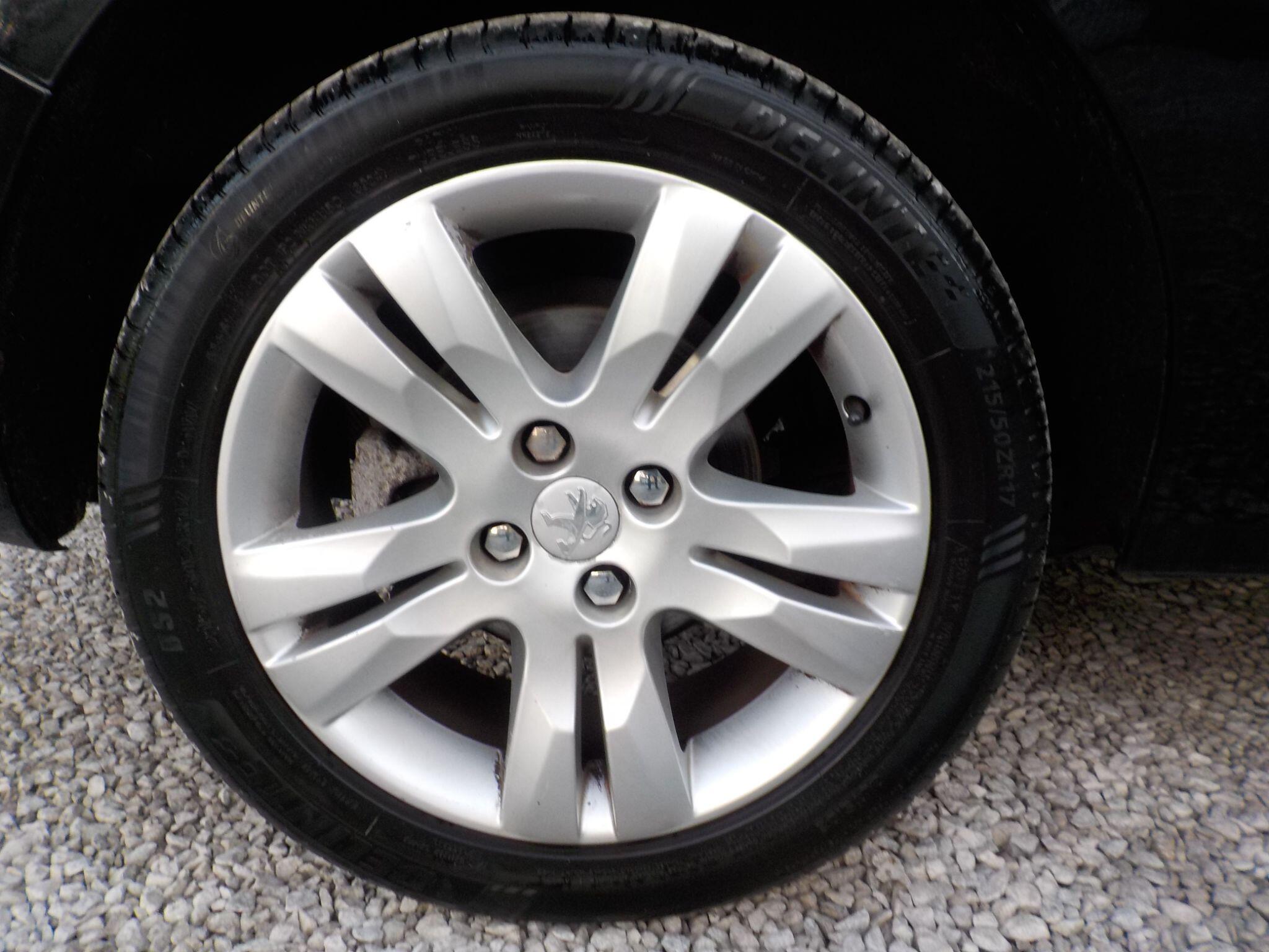 Peugeot 5008 1.6 e-HDi Active EGC Euro 5 (s/s) 5dr