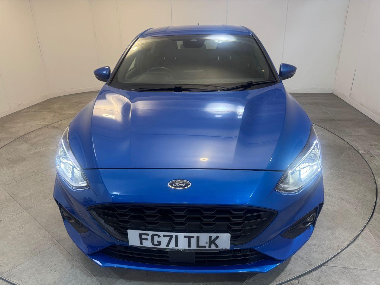 Ford Focus view 20