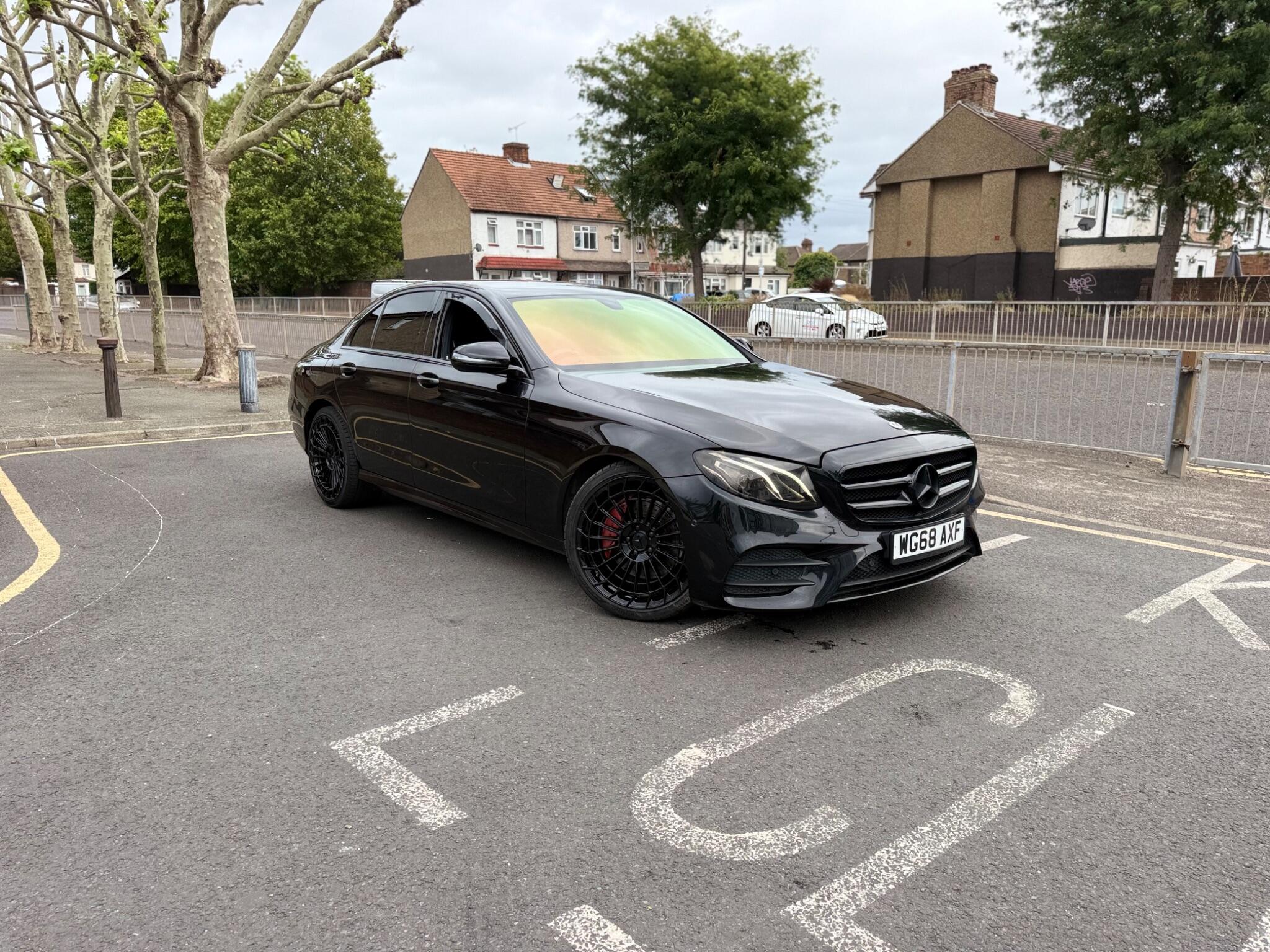 Mercedes-Benz E-Class view 5