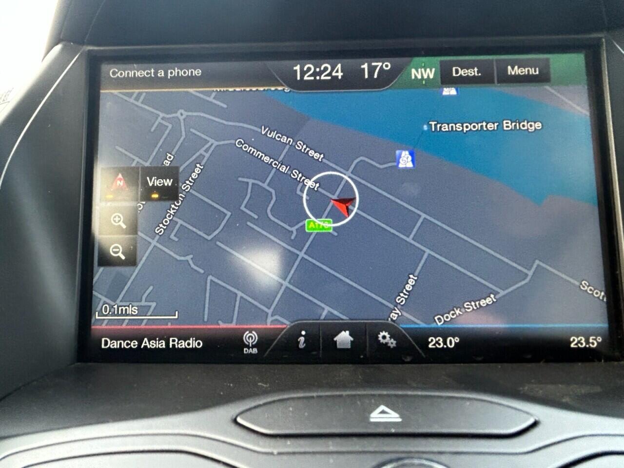 Ford Kuga view 34