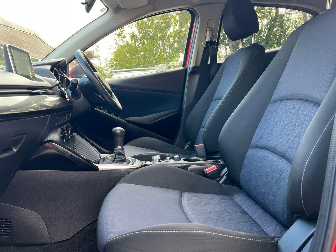 Mazda Mazda2 view 16
