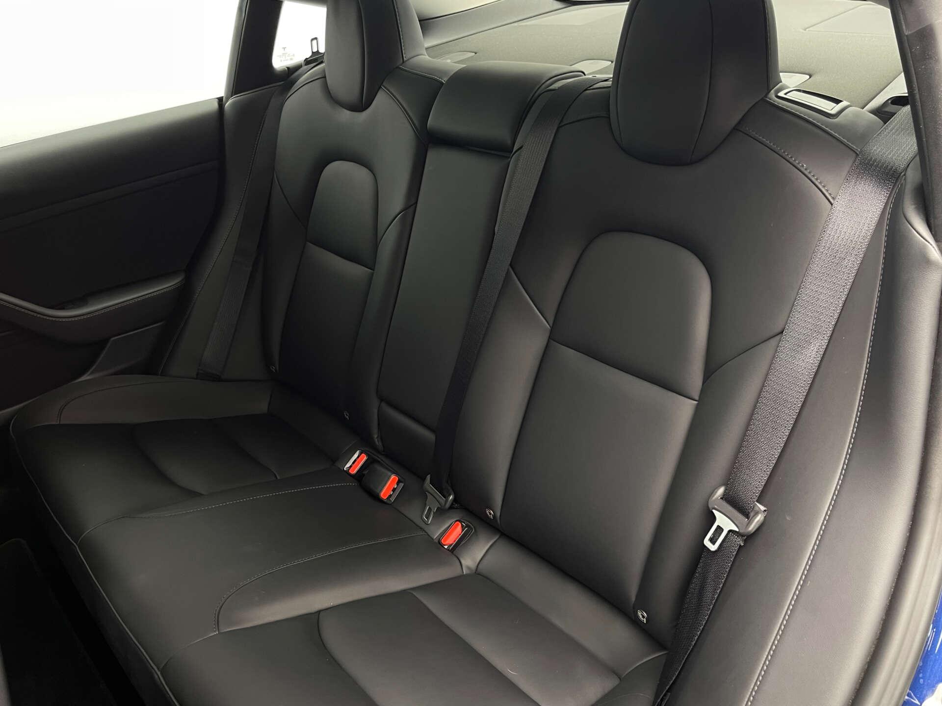 Tesla Model 3 view 39