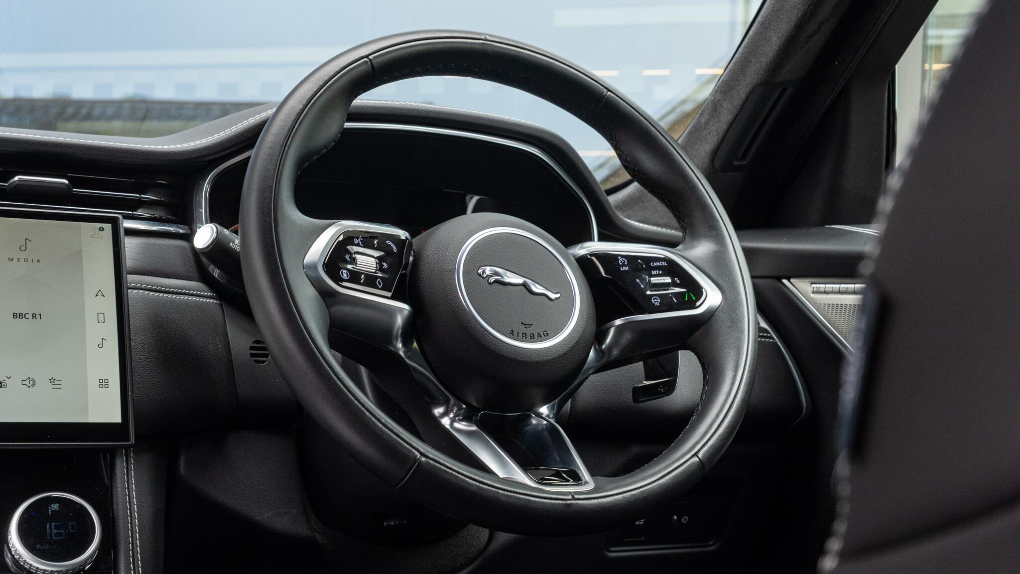 Jaguar F-Pace view 74