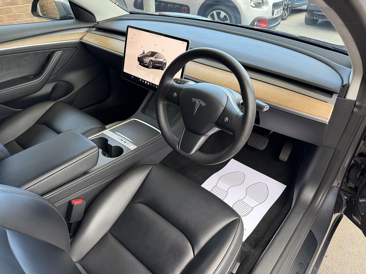Tesla Model 3 view 10