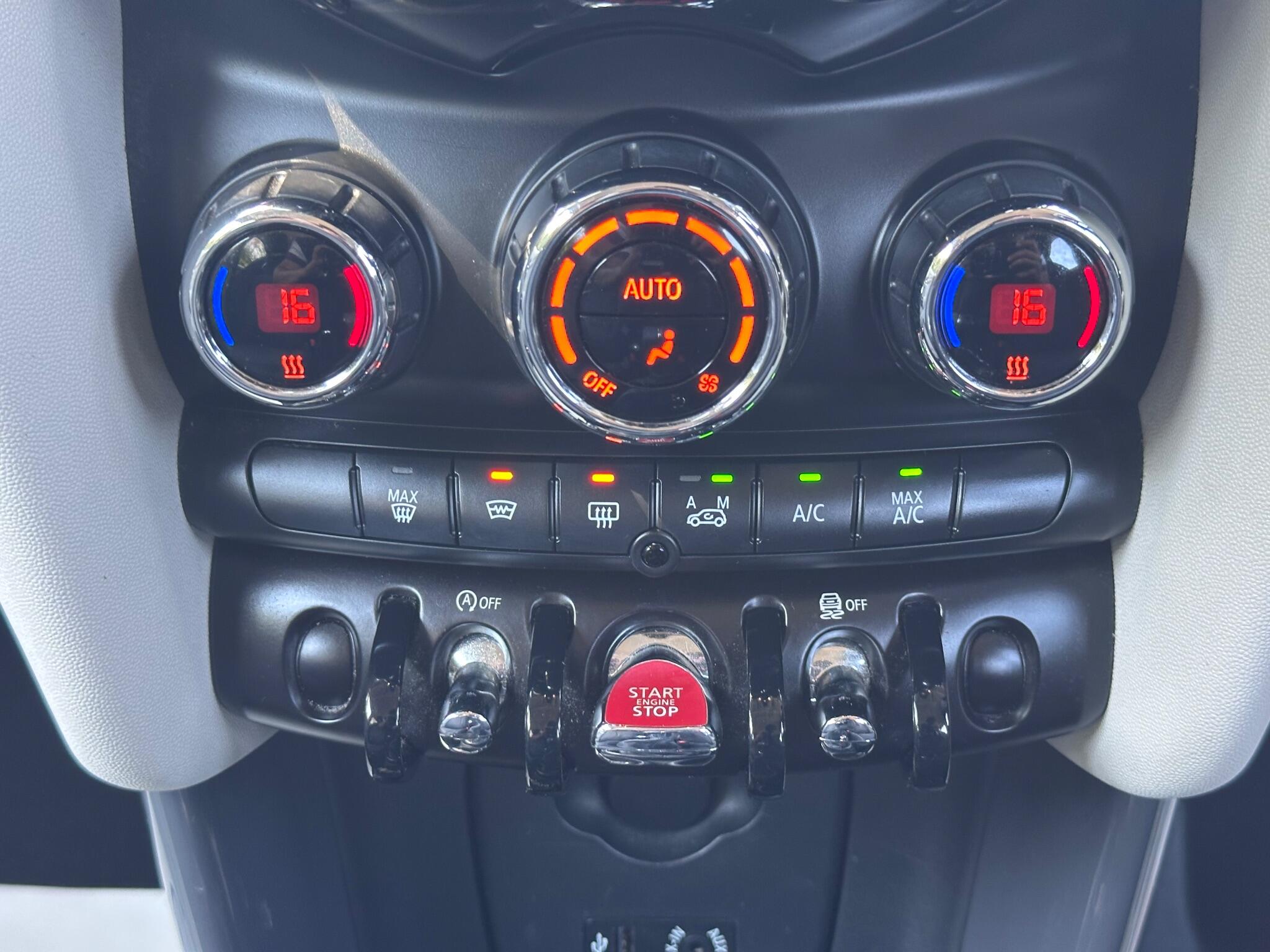 MINI Hatch view 37