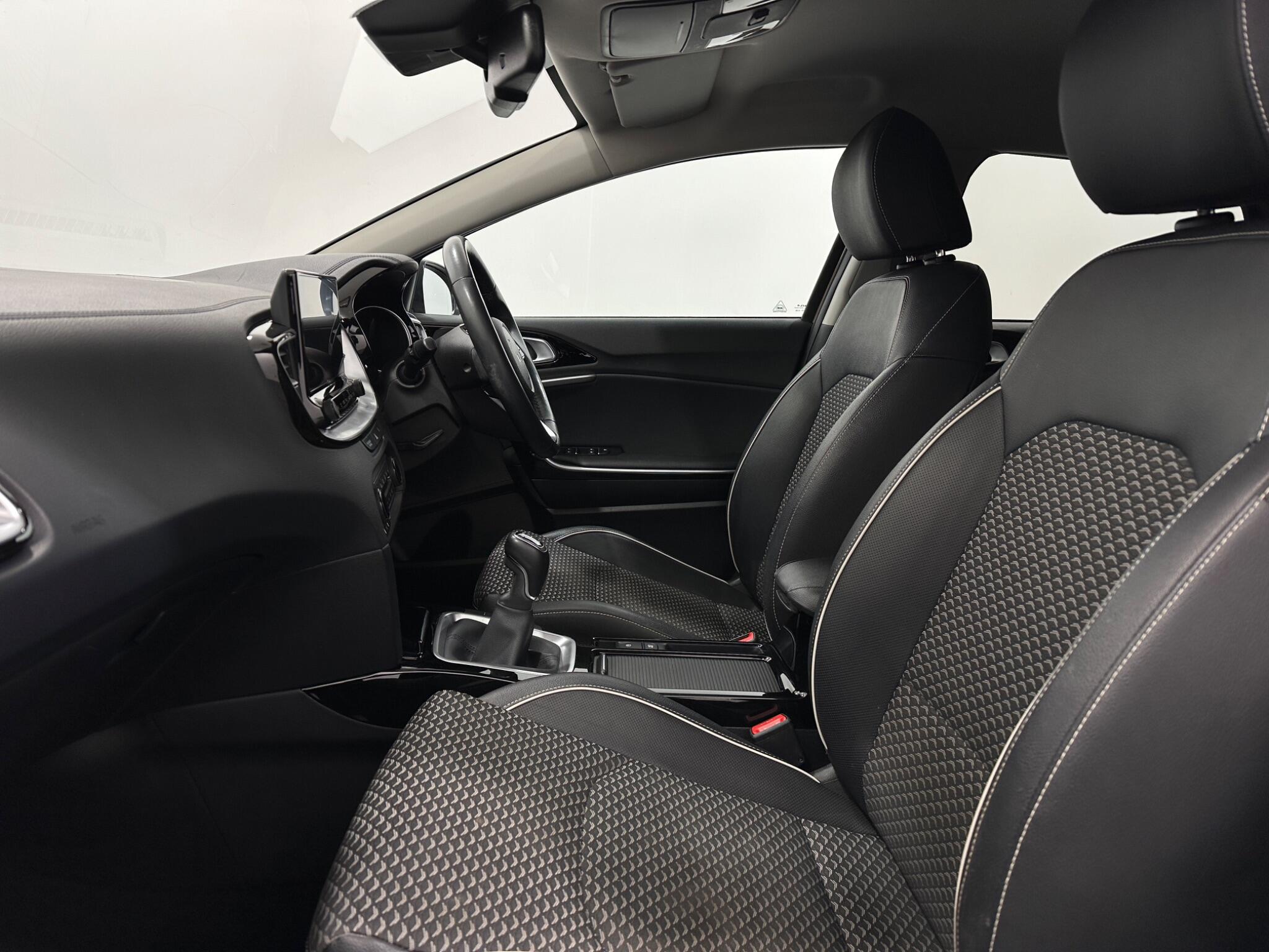 Kia XCeed view 35
