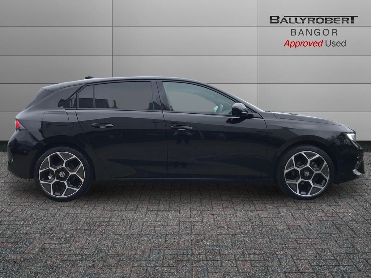 Vauxhall Astra view 9