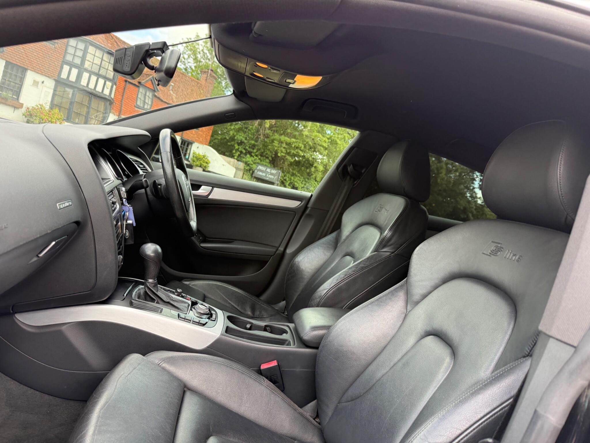 Audi A5 view 45