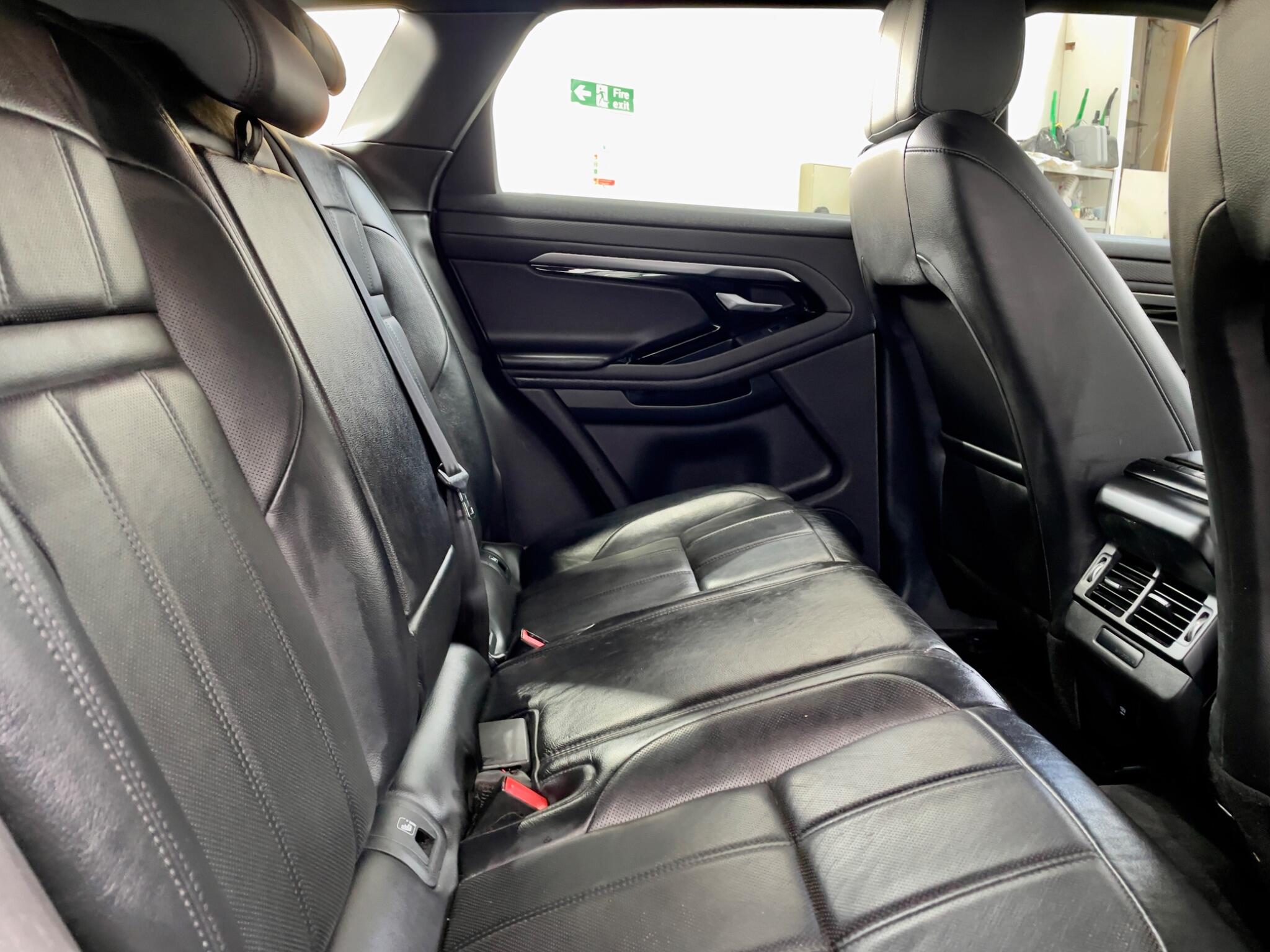 Land Rover Range Rover Evoque view 39