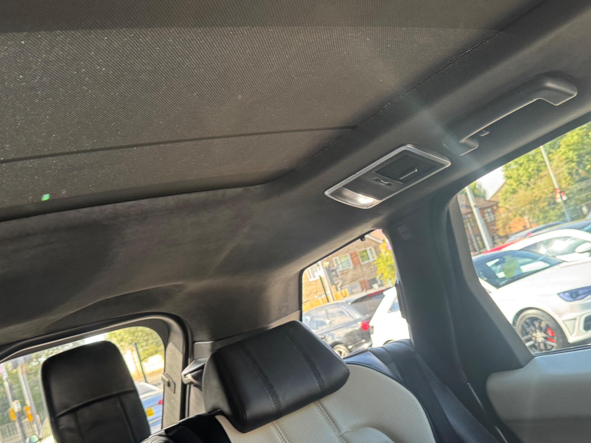 Land Rover Range Rover Sport view 42