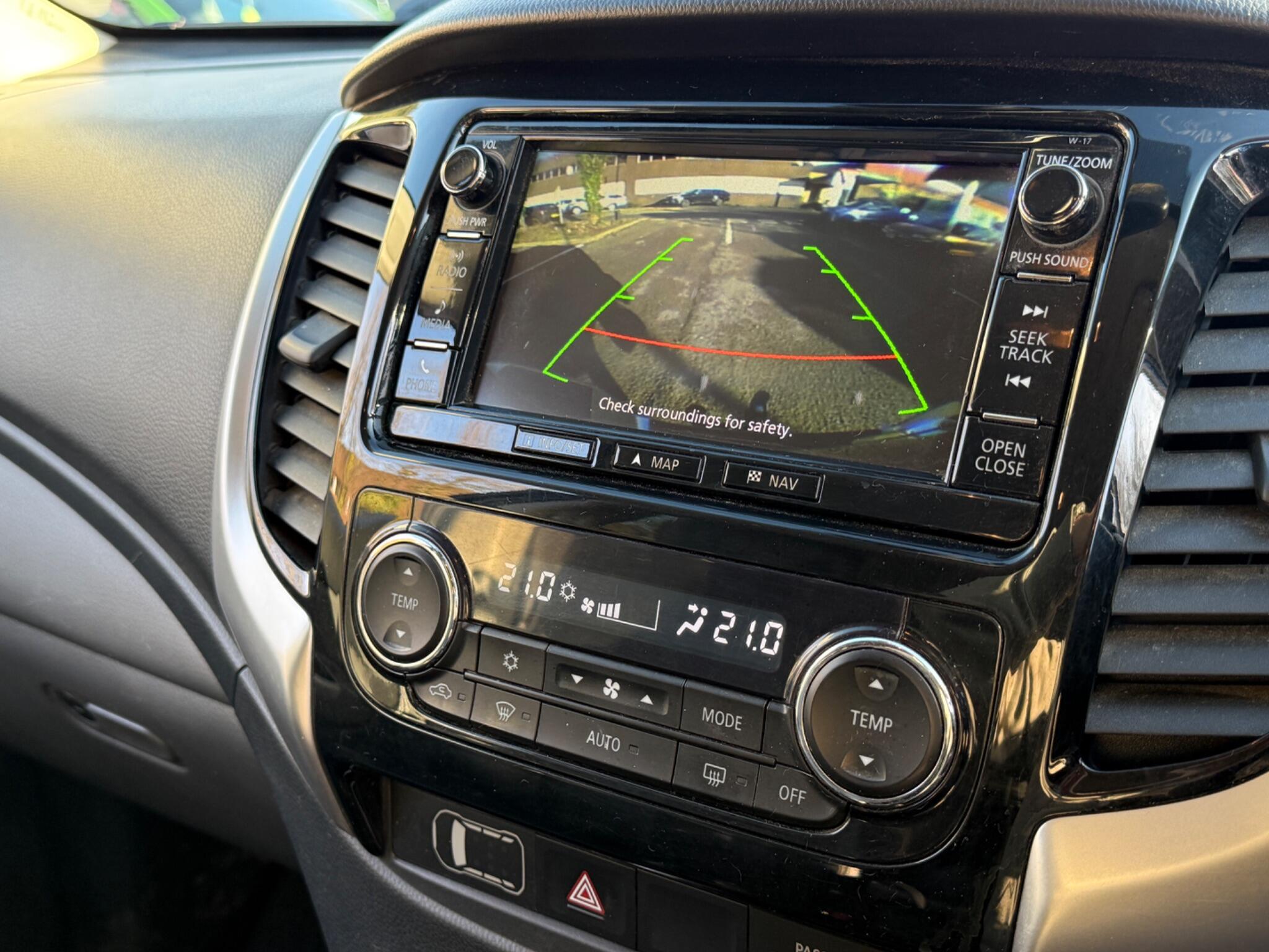 Mitsubishi L200 - Image 65