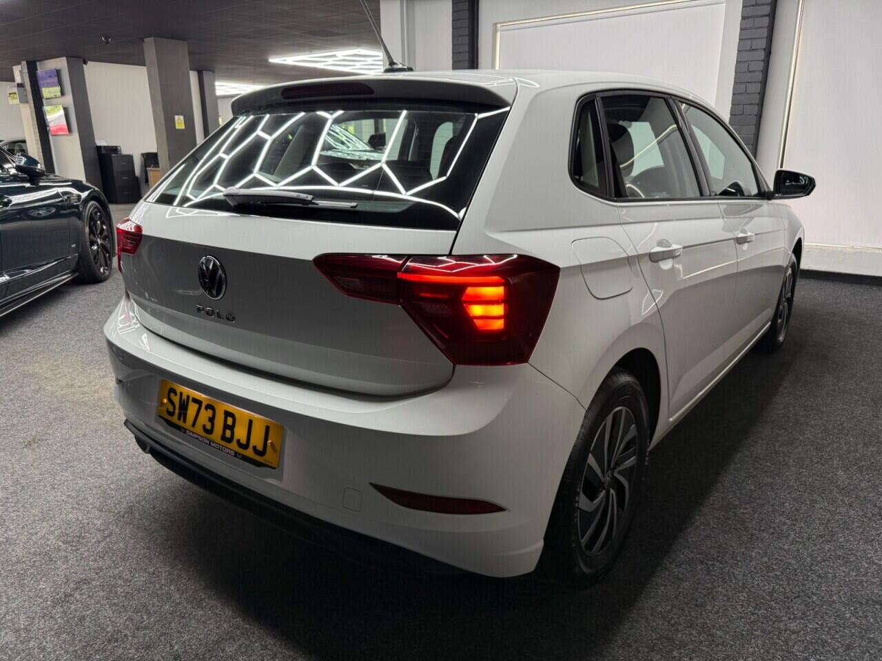 Volkswagen Polo view 14