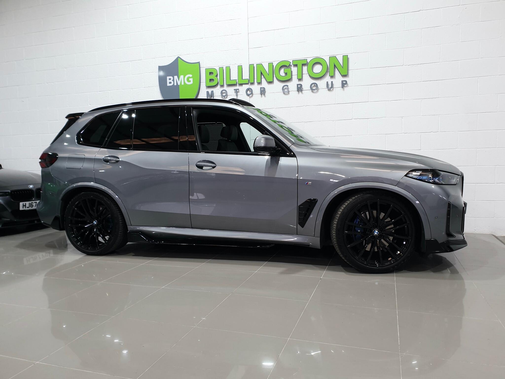BMW X5 view 42