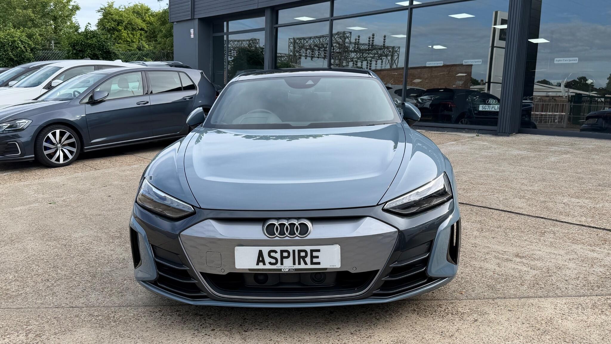 Audi E-Tron GT view 6