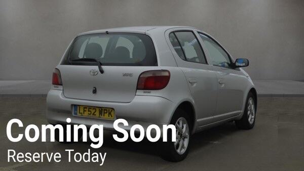 Toyota Yaris view 17