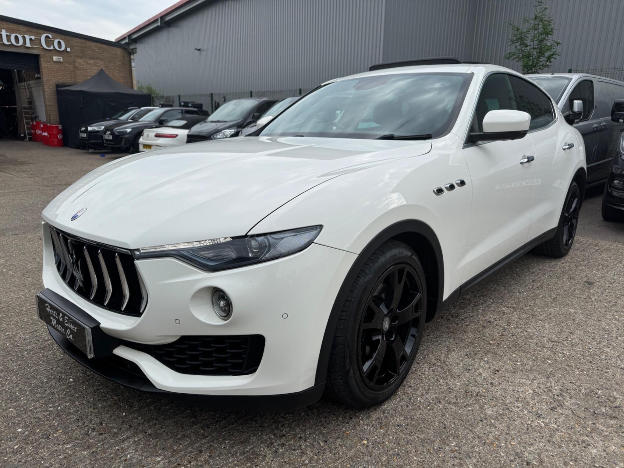 Maserati Levante view 3