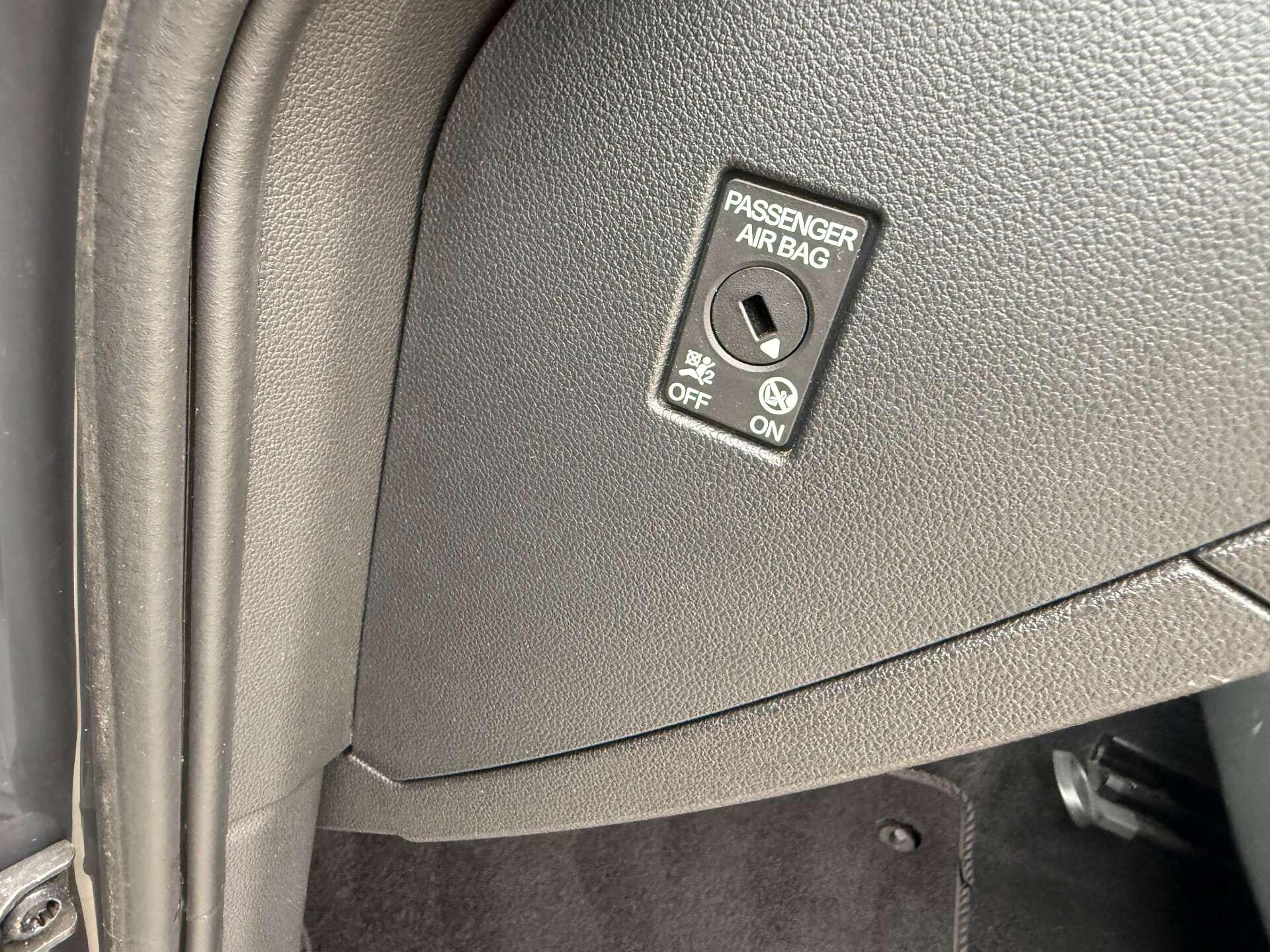 Volkswagen Golf view 31