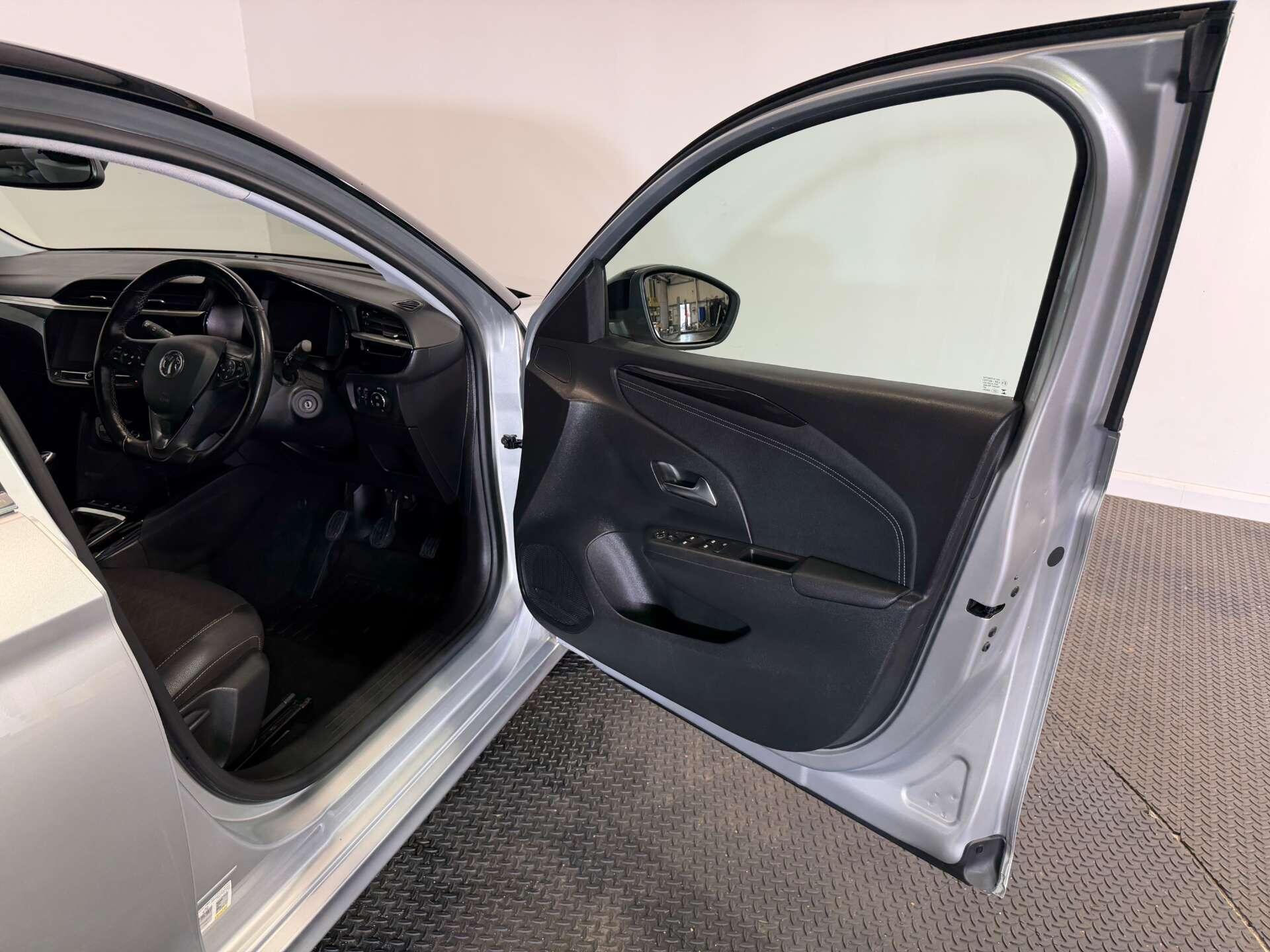 Vauxhall Corsa view 20