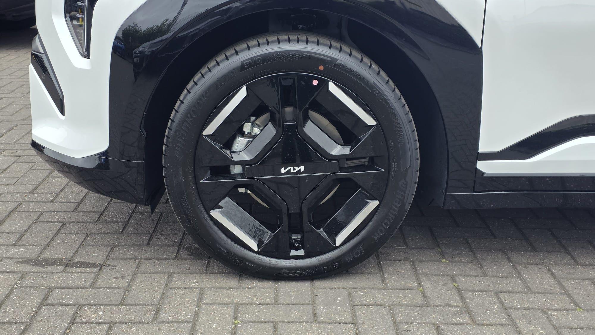 Kia Ev3 view 15