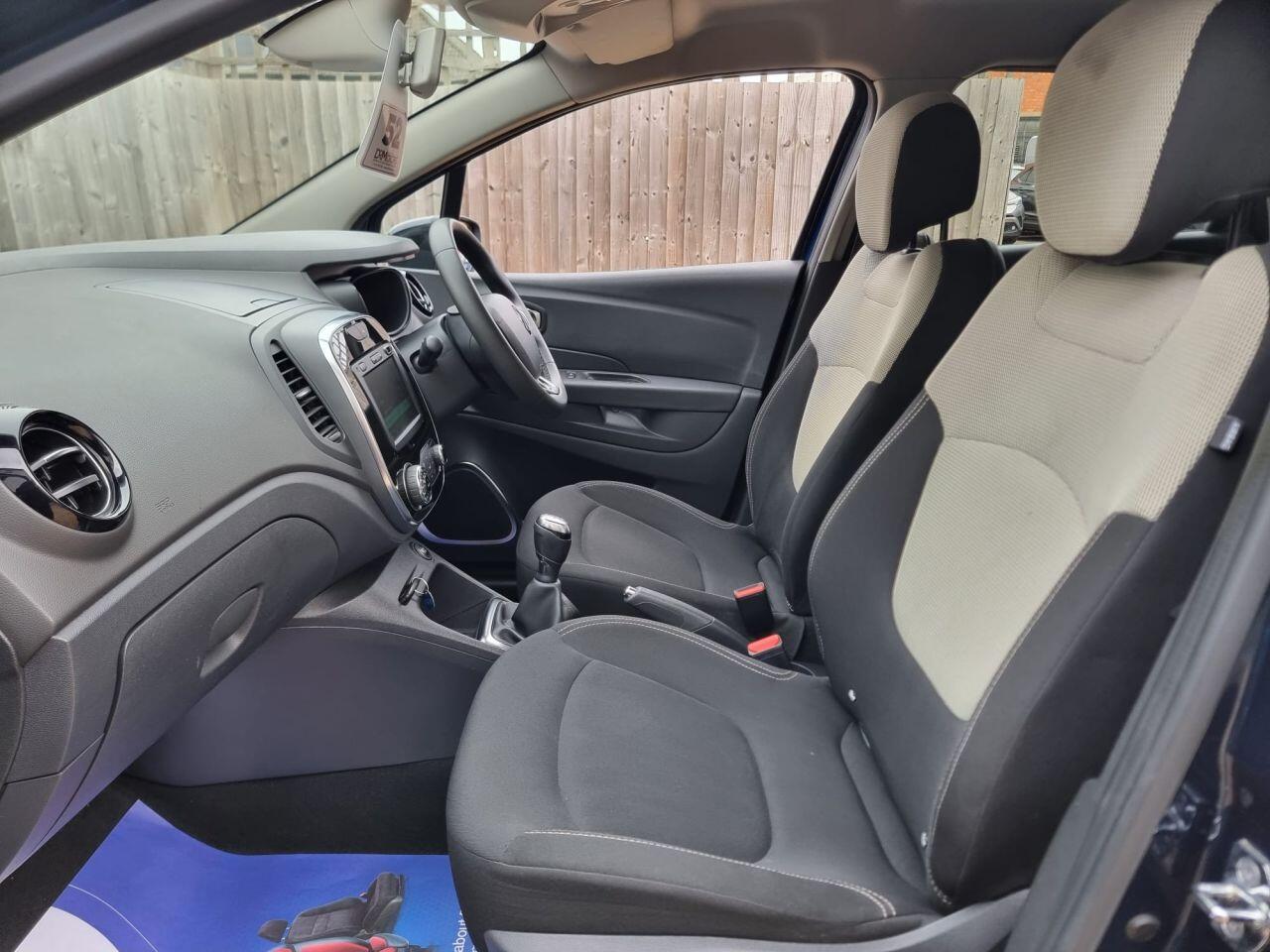 Renault Captur view 43