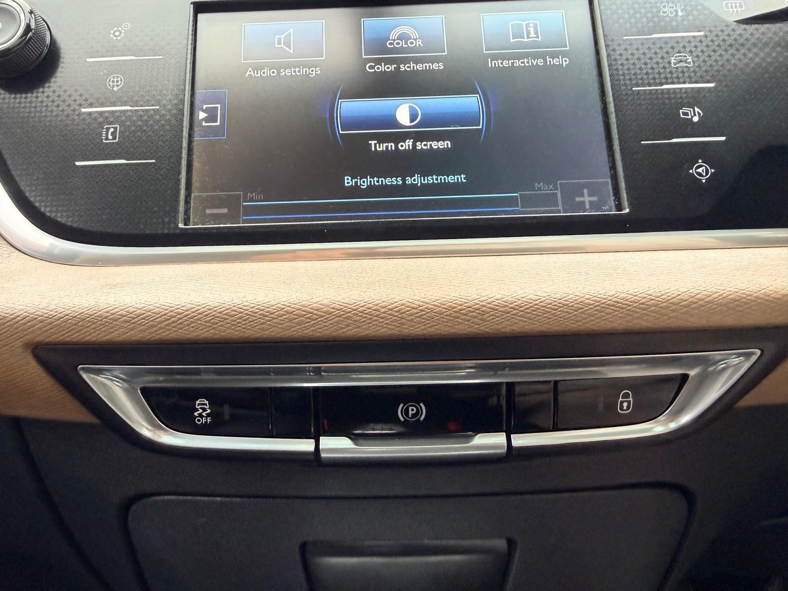 Citroen Grand C4 Picasso view 5