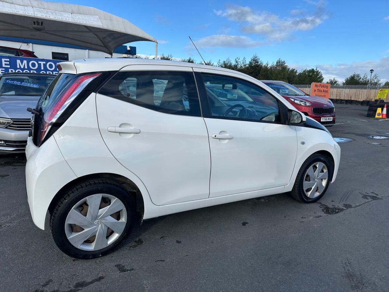 Toyota Aygo view 41