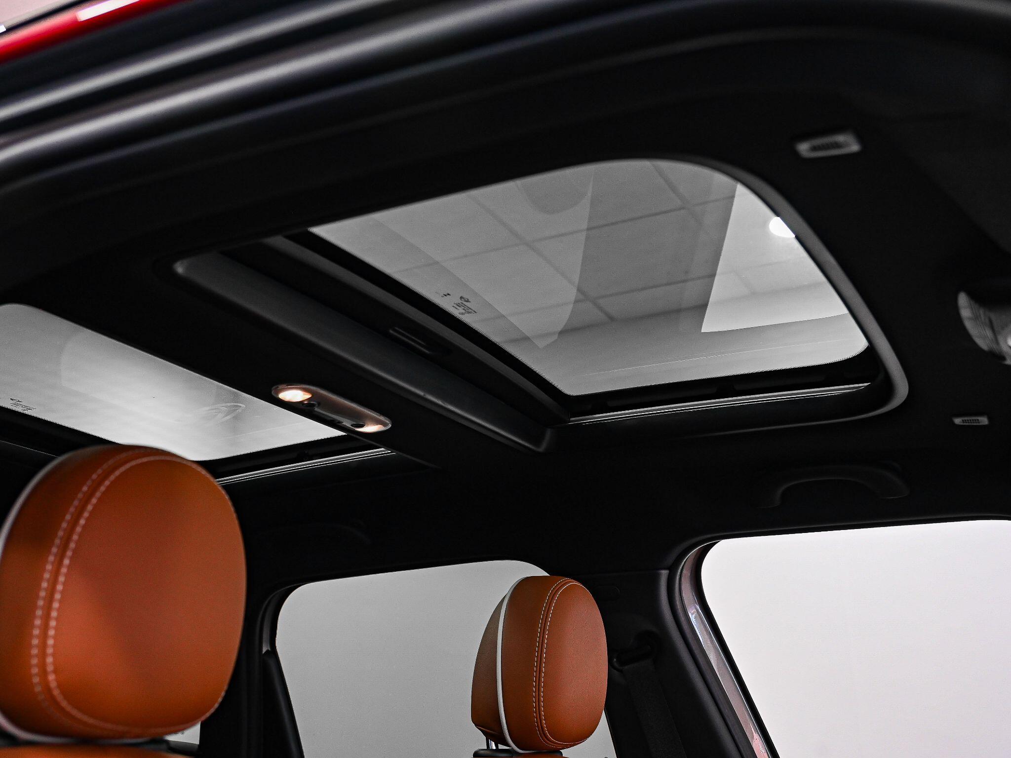 Mini Countryman view 3
