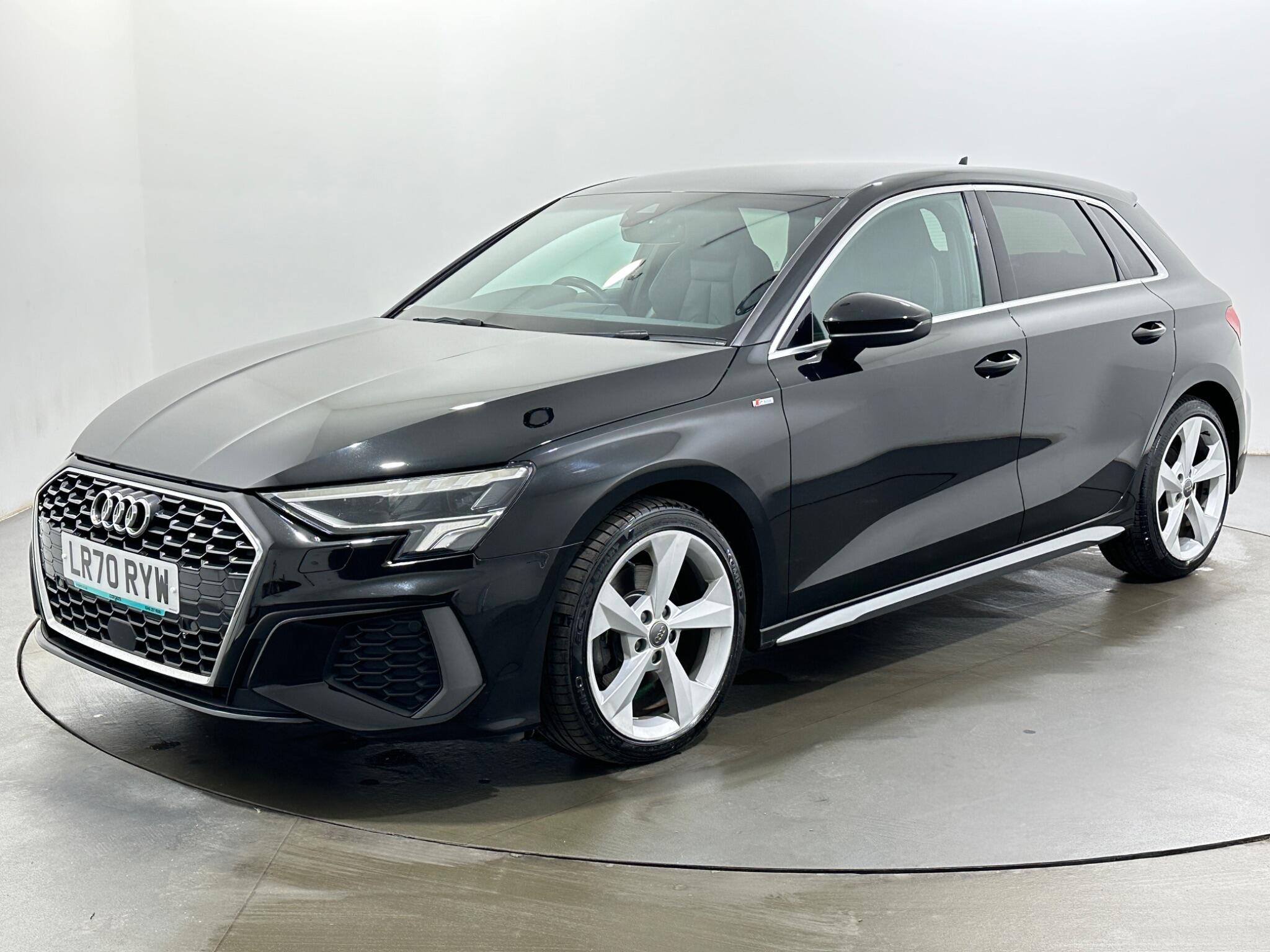 Audi A3 view 4