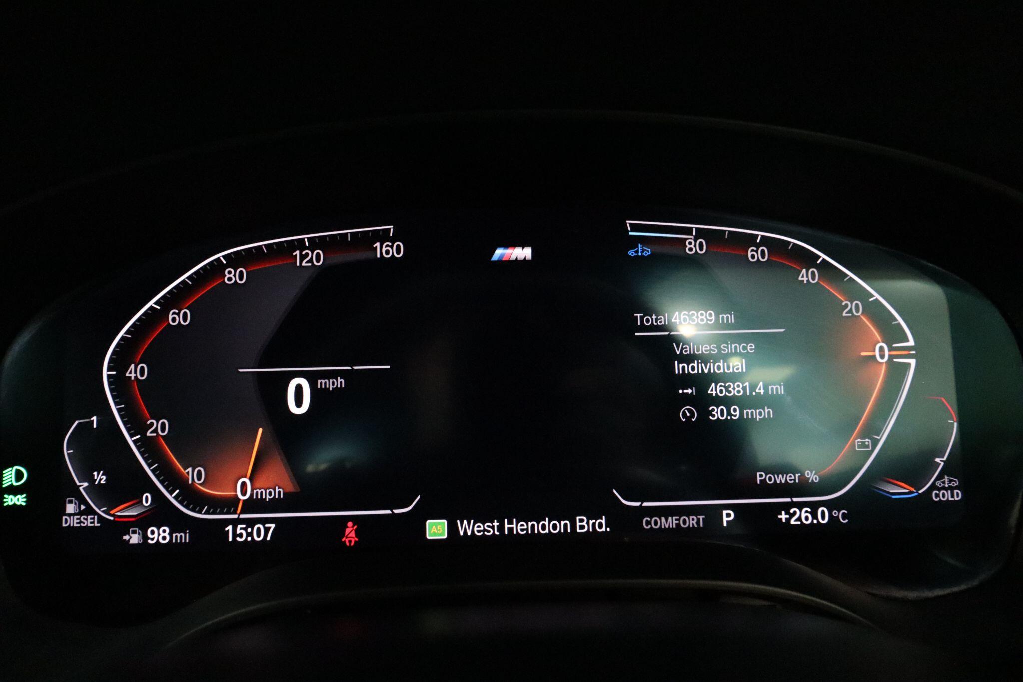 BMW 5 Series view 37