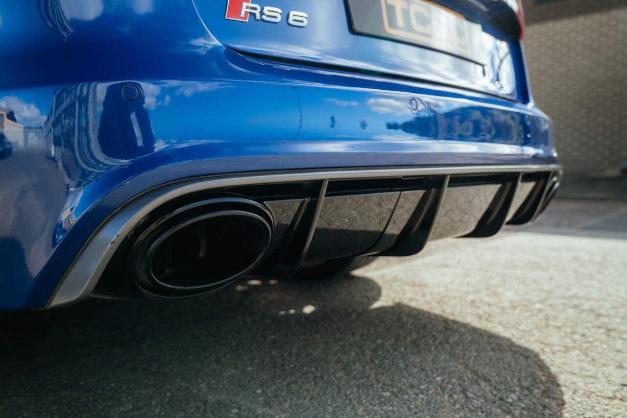 Audi RS6 view 99