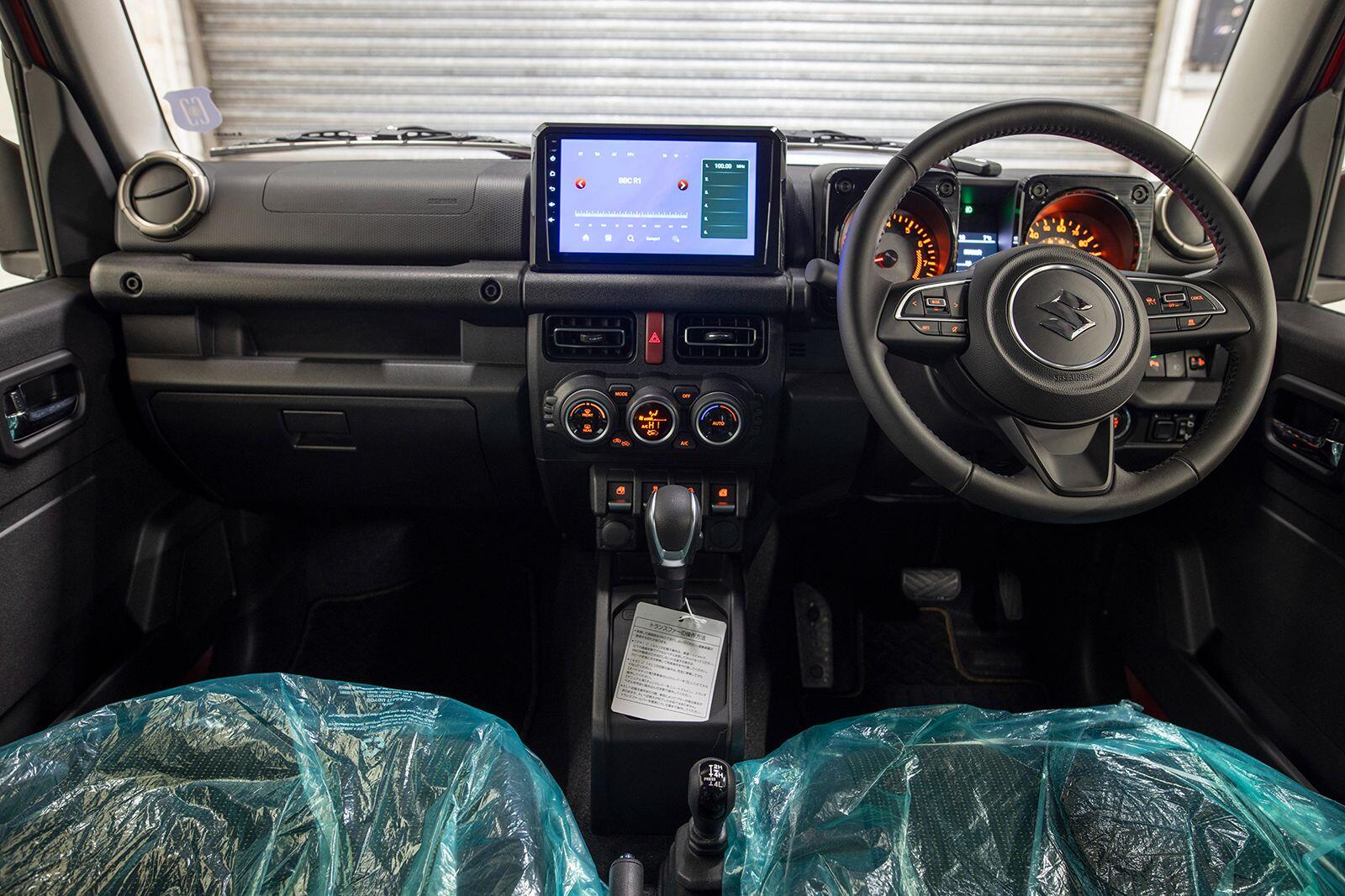 Suzuki Jimny view 4