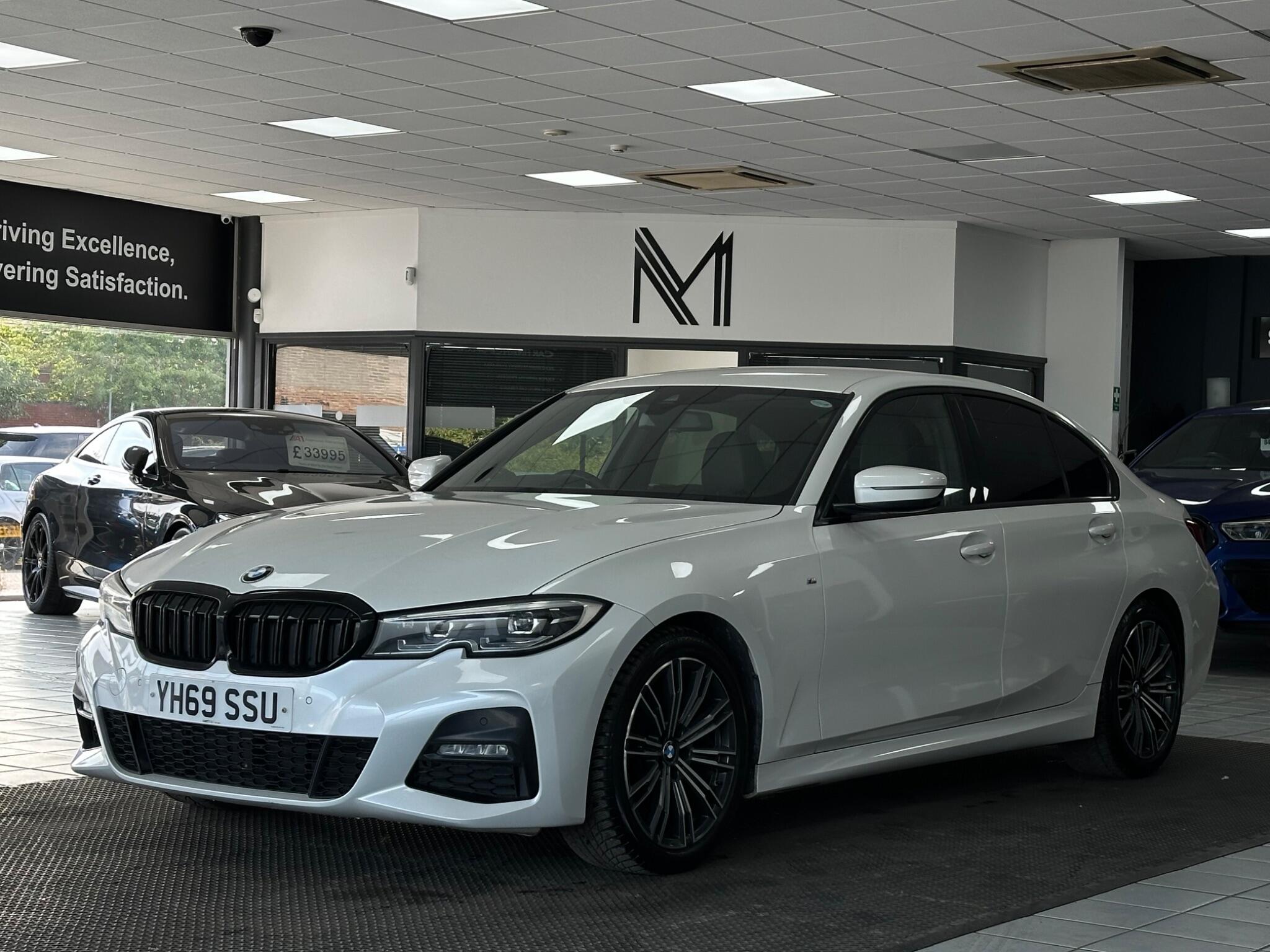 BMW 3 Series view 8
