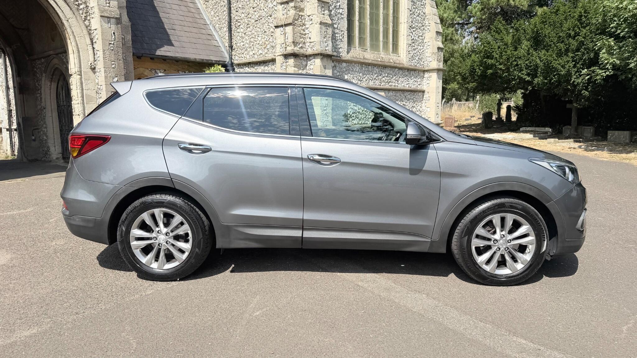 Hyundai Santa Fe view 20