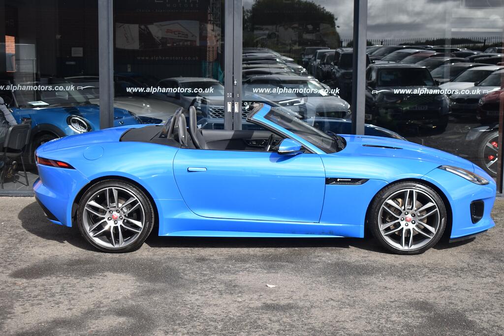 Jaguar F-Type view 14