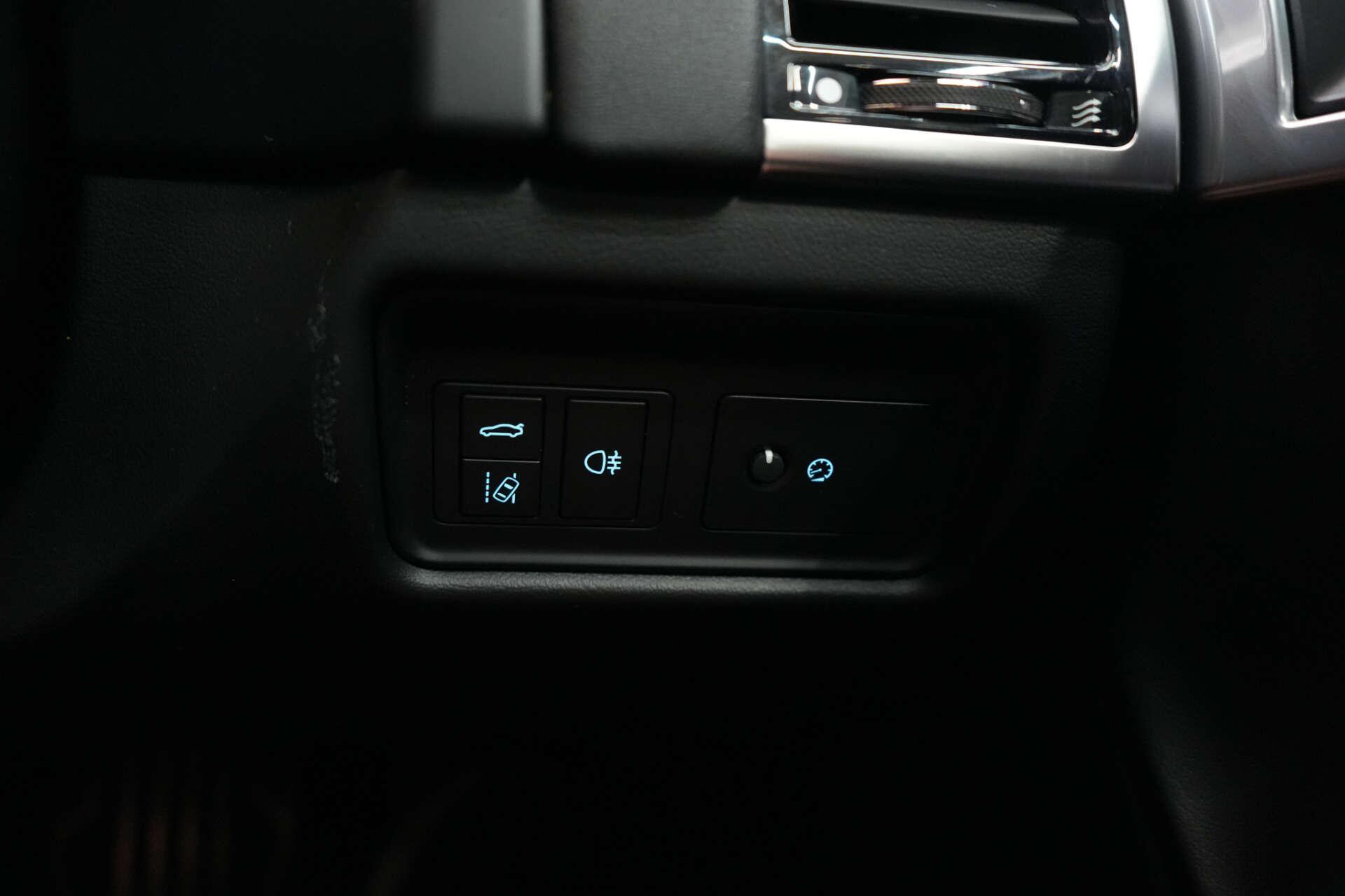 Jaguar F-Type view 37