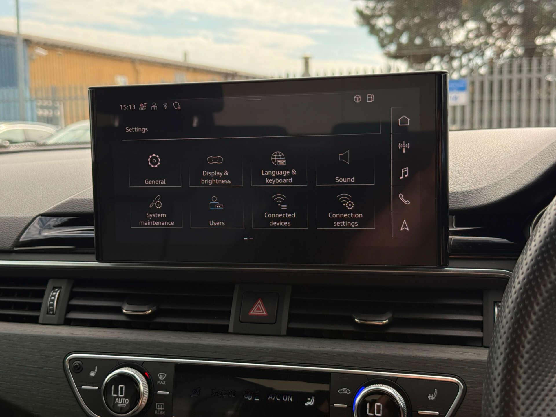 Audi A4 view 81