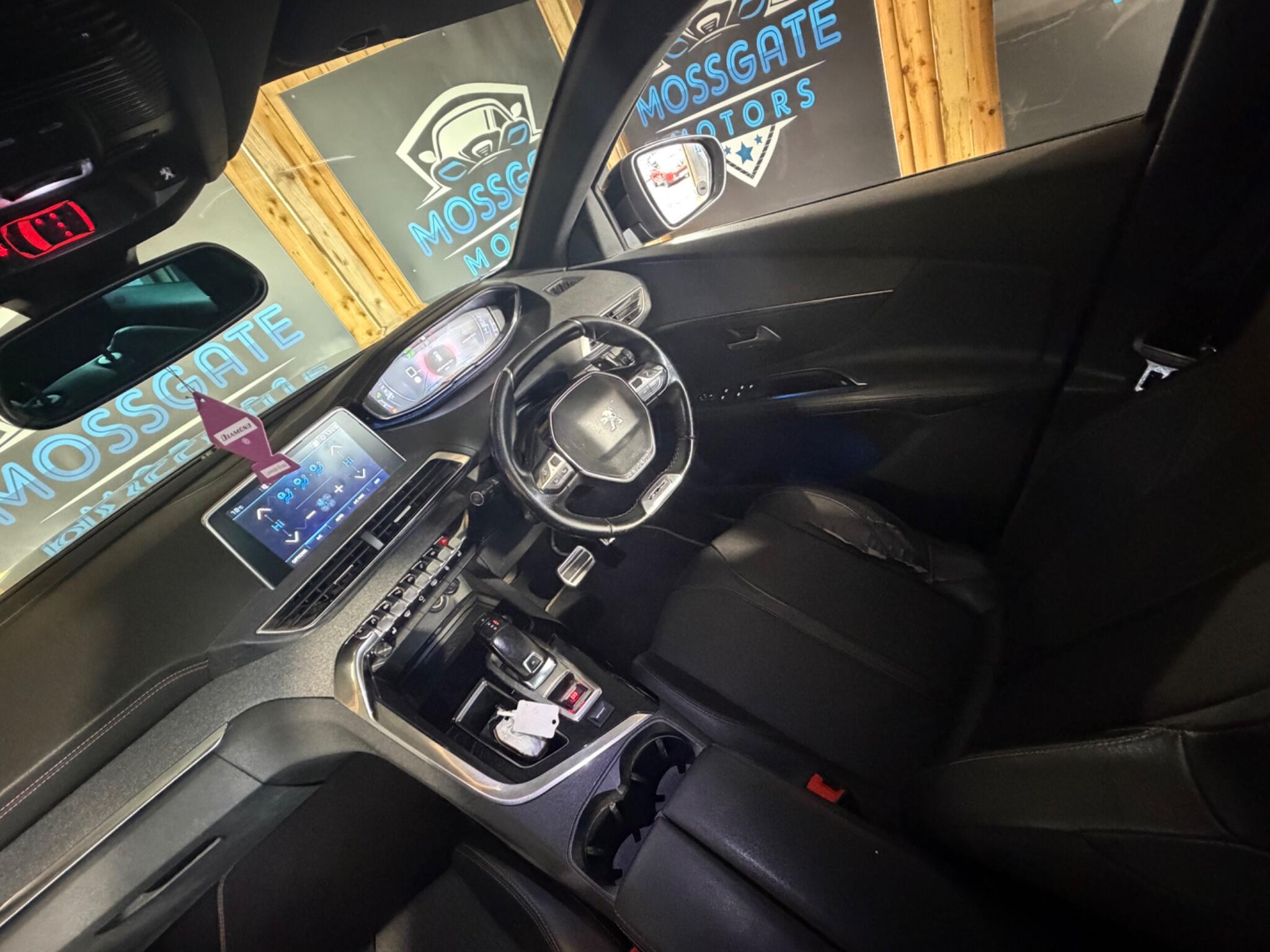 Peugeot 3008 view 15