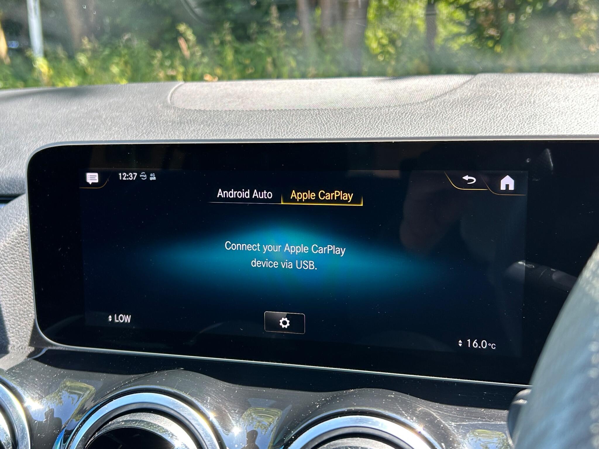 Mercedes-Benz Gla view 44