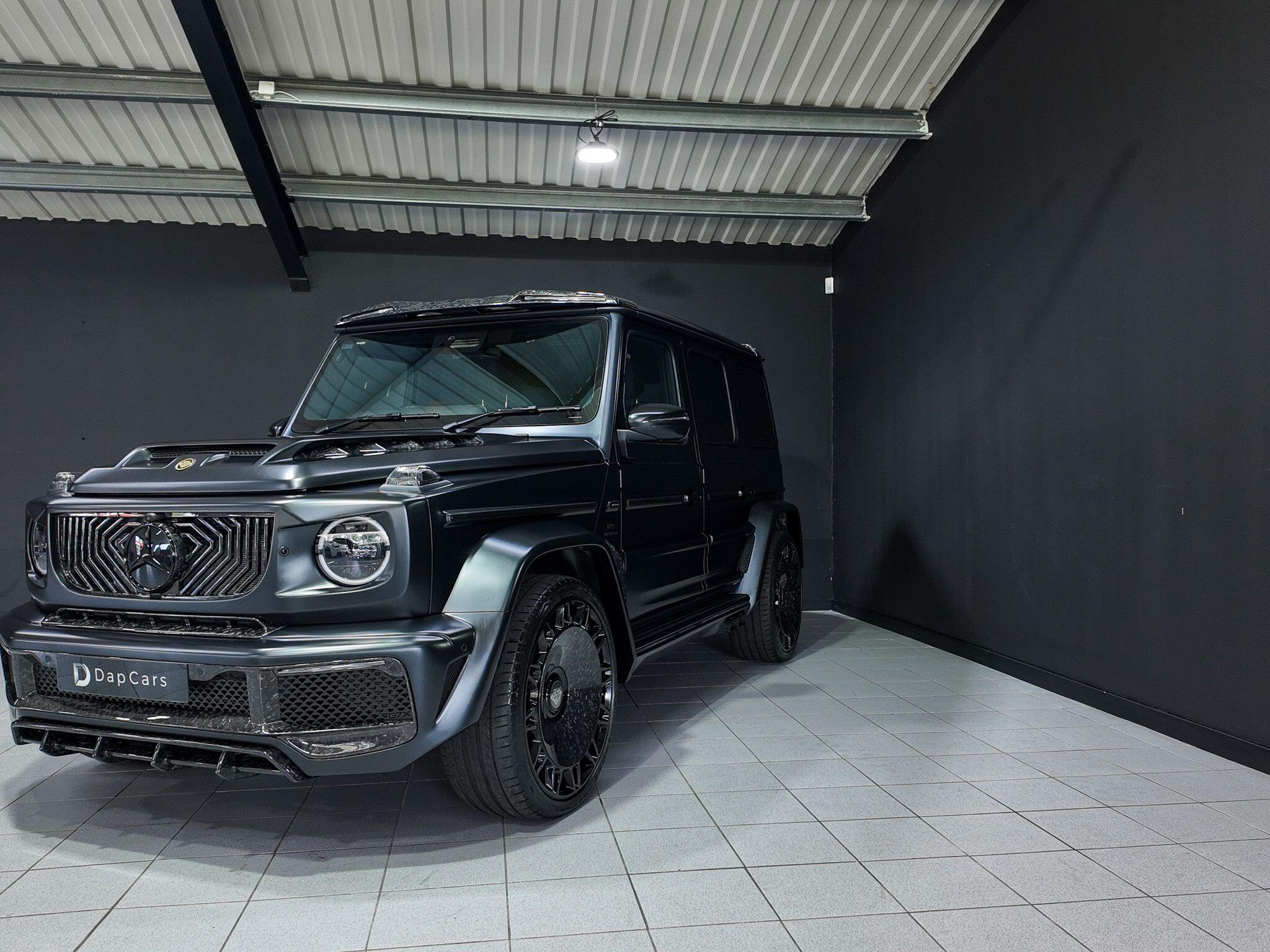 Mercedes-Benz G-Class view 3
