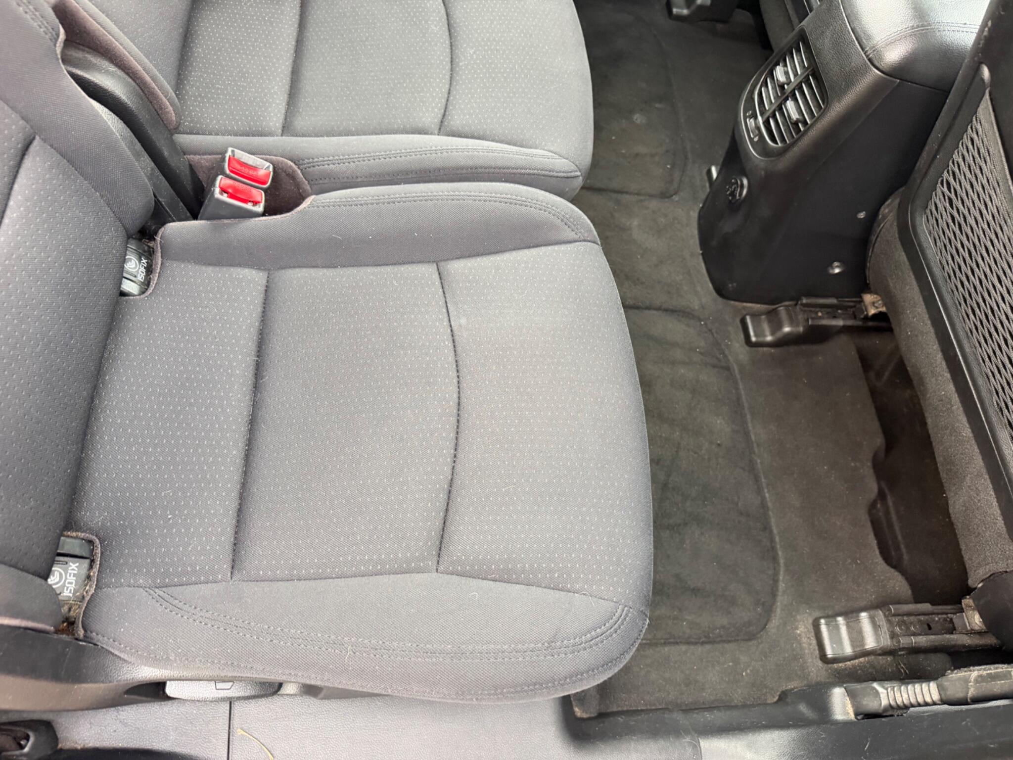 Kia Carens view 21